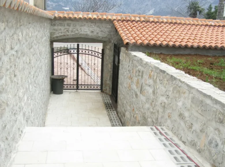 villa de 5 chambres 400 m² Kotor, Monténégro