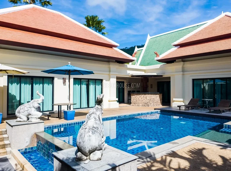 3 bedroom villa 420 m² Rawai, Thailand