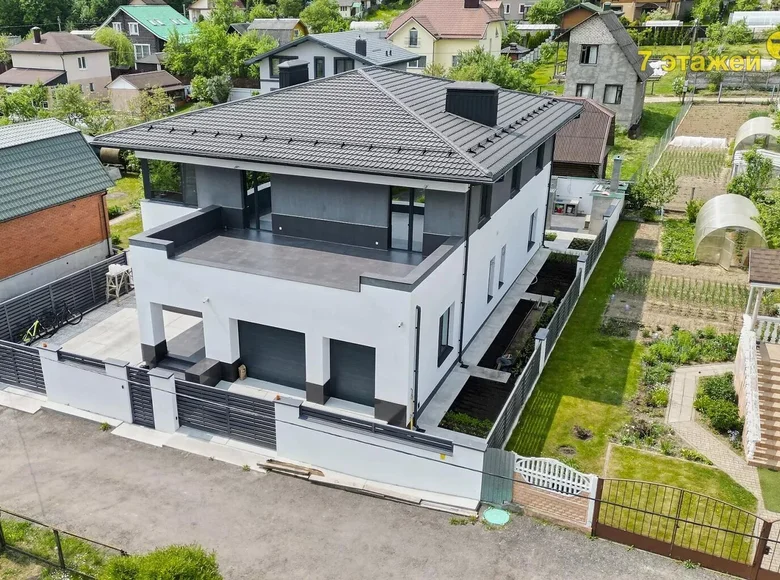 Chalet 530 m² Zdanovicki selski Savet, Bélarus