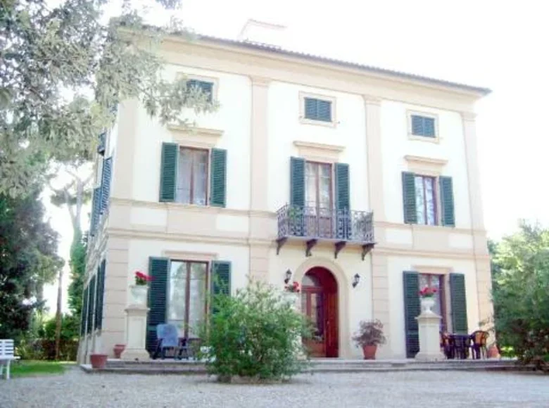 Villa 15 habitaciones 580 m² Terni, Italia