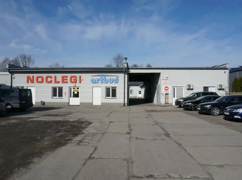 Commercial property 1 038 m² in Miedzyborow, Poland