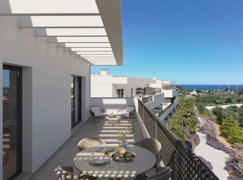 3 bedroom apartment  Estepona, Spain