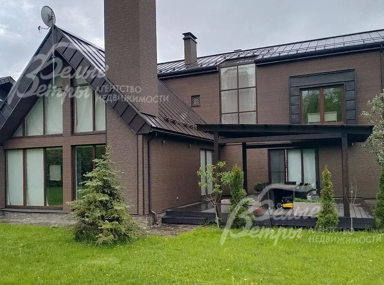 Dom 6 pokojów 257 m² Kommunarka, Rosja