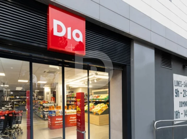 Tienda 1 199 m² en España, España