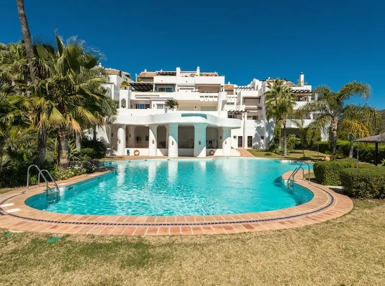 3 bedroom apartment 180 m² Benahavis, Spain