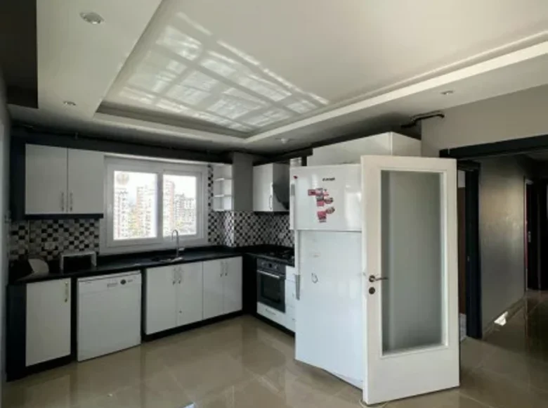 4 room apartment 160 m² Erdemli, Turkey