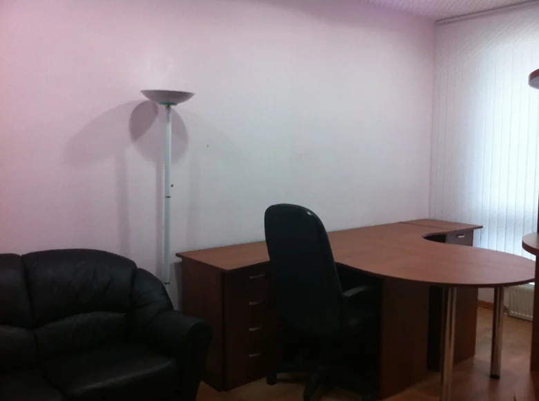 Office 7 600 m² in North-Eastern Administrative Okrug, Russia