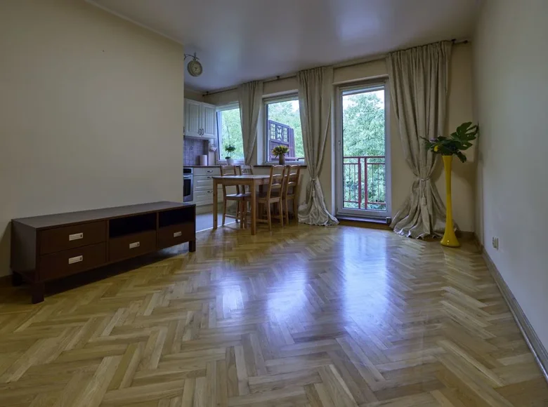 2 room apartment 43 m² Warsaw, Poland