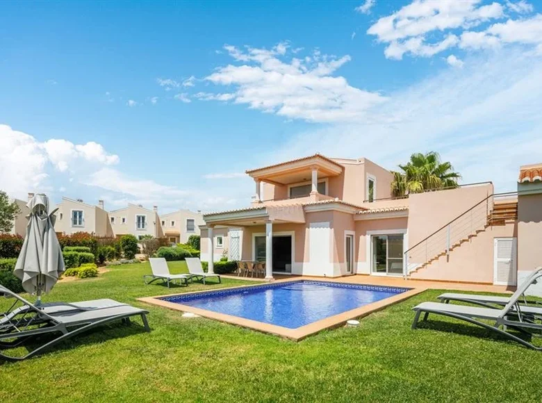 Villa de tres dormitorios  Carvoeiro, Portugal