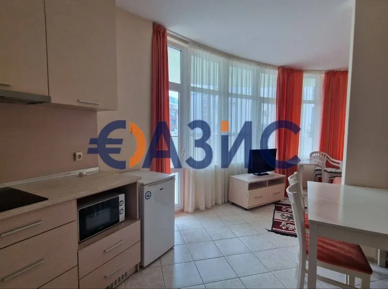 Квартира 55 м² Несебр, Болгария