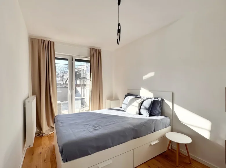 Квартира 2 комнаты 52 м² Познань, Польша