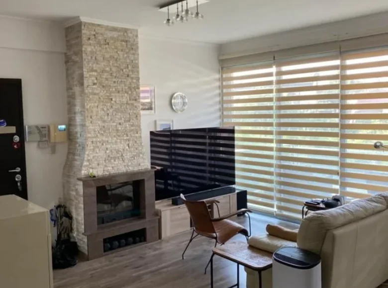 Mieszkanie 2 pokoi 75 m² Jermasoja, Cypr