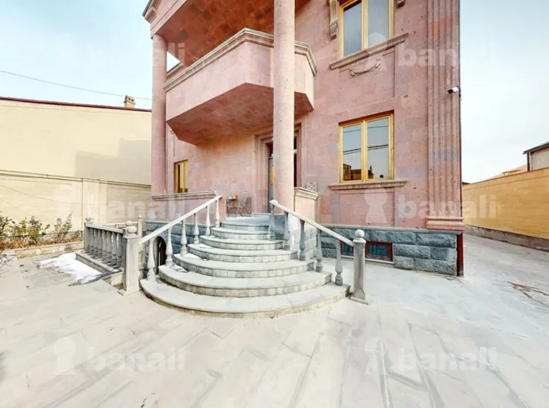 4 bedroom Mansion 400 m² Yerevan, Armenia