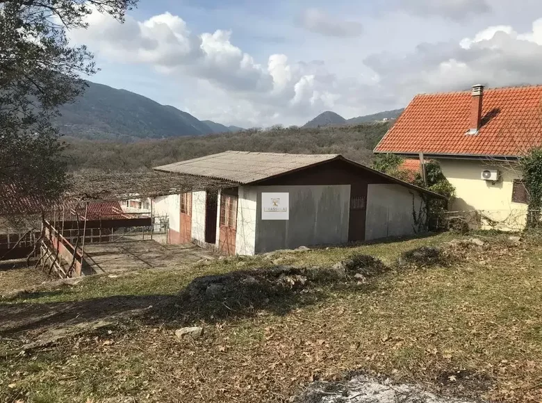 Casa 2 habitaciones 1 200 m² Igalo, Montenegro