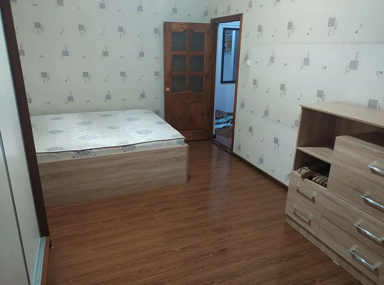 Kvartira 3 xonalar 70 m² Toshkentda