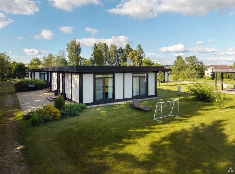 Dom 3 pokoi 130 m² Luznavas pagasts, Łotwa