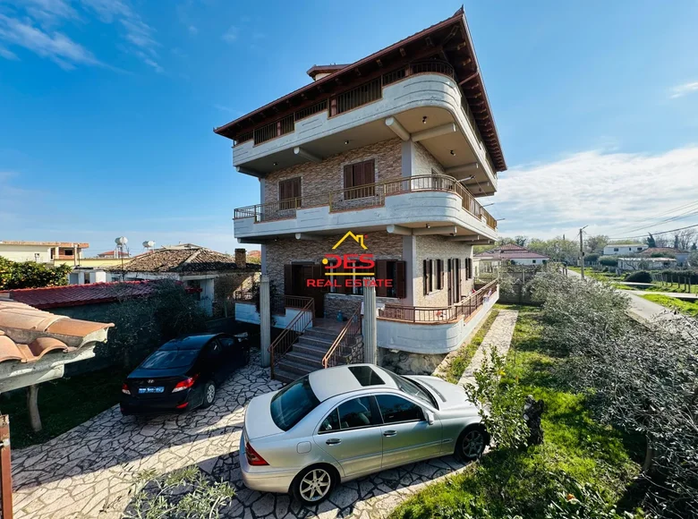 3 bedroom villa 351 m² Novosele, Albania