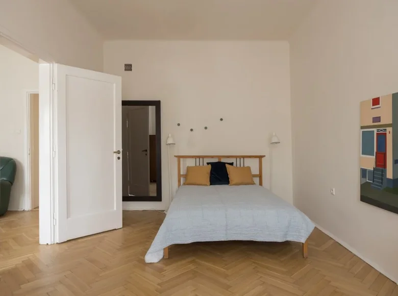 Mieszkanie 2 pokoi 63 m² w Warszawa, Polska