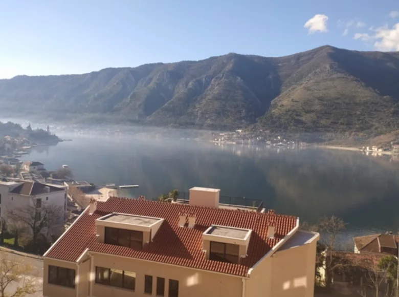 Apartamento 1 habitacion 37 m² Dobrota, Montenegro