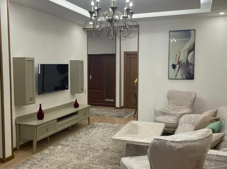 Kvartira 4 xonalar 95 m² Toshkentda