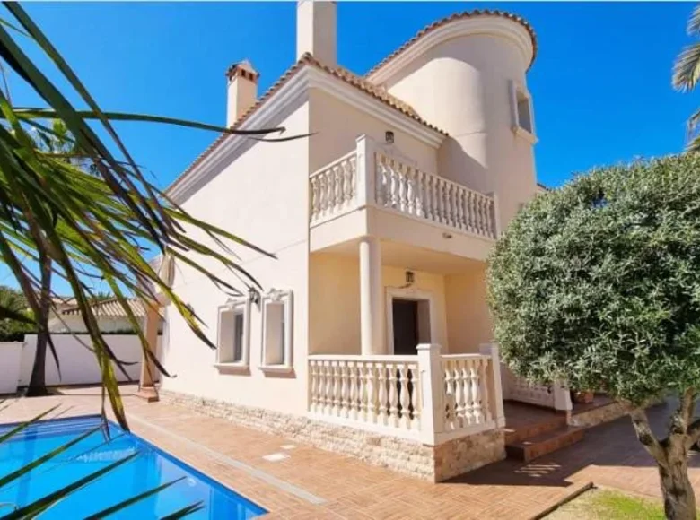 Вилла 4 спальни 260 м² Orihuela, Испания