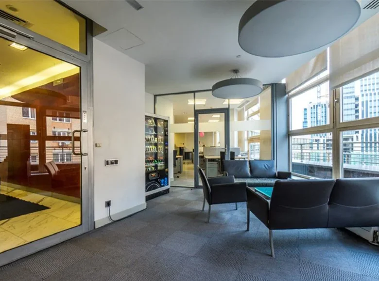 Office 1 111 m² in Moscow, Russia