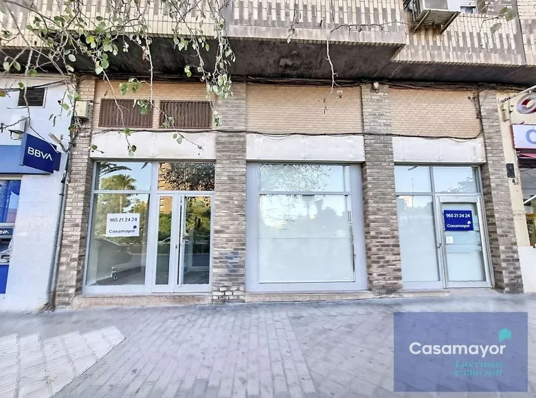 Commercial property 184 m² in Alicante, Spain