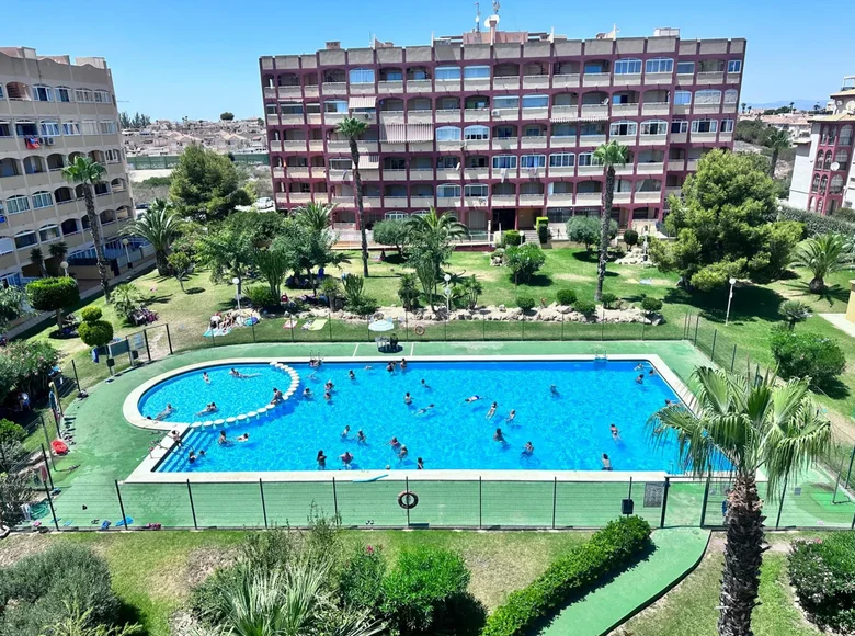 2 bedroom apartment 64 m² Torrevieja, Spain