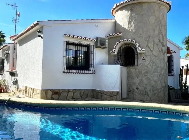 Willa 2 pokoi 280 m² Denia, Hiszpania