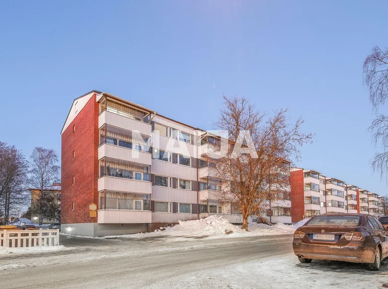 Mieszkanie 3 pokoi 77 m² Vaasa sub-region, Finlandia