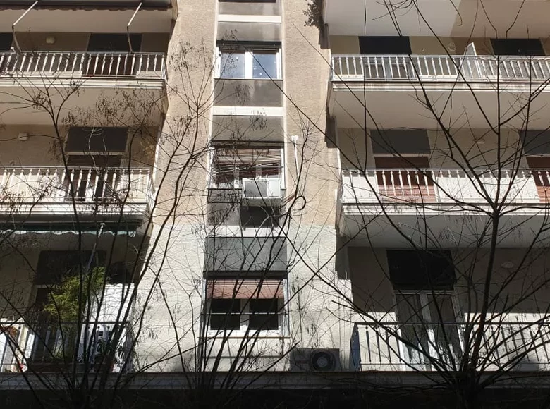 Mieszkanie 4 pokoi 93 m² Ateny, Grecja