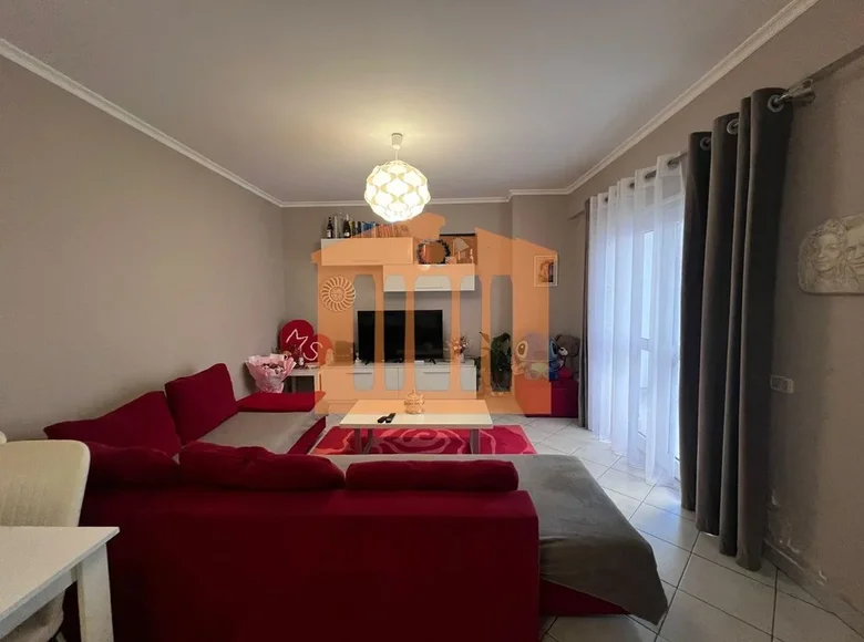 Mieszkanie 3 pokoi 126 m² Bashkia Durres, Albania