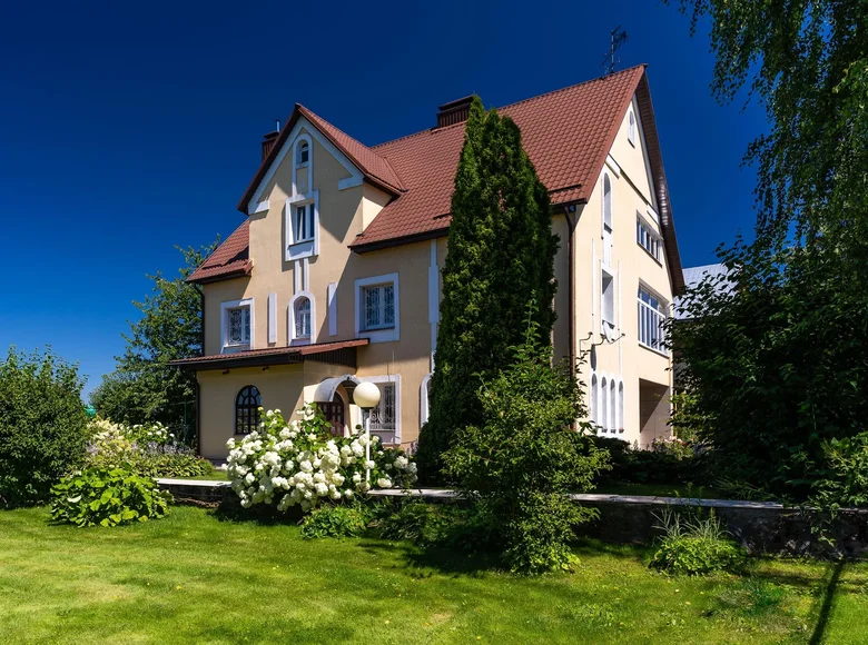 Casa 368 m² Dziescanski sielski Saviet, Belarús
