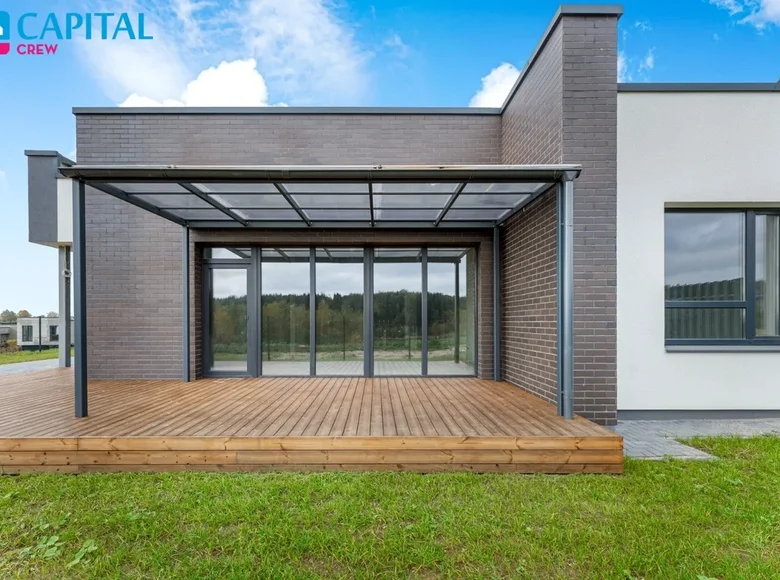 House 108 m² Pikutiskes, Lithuania