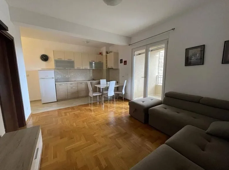 Mieszkanie 2 pokoi 47 m² Budva, Czarnogóra