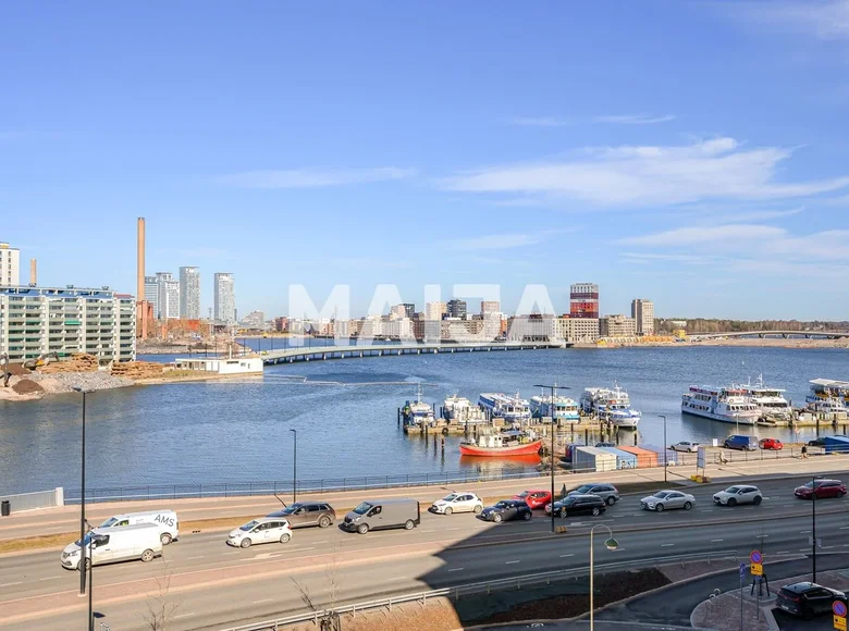 2 bedroom apartment 76 m² Helsinki sub-region, Finland