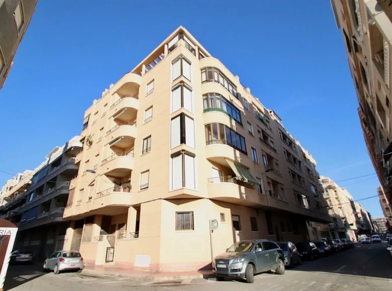 2 bedroom apartment 74 m² Torrevieja, Spain