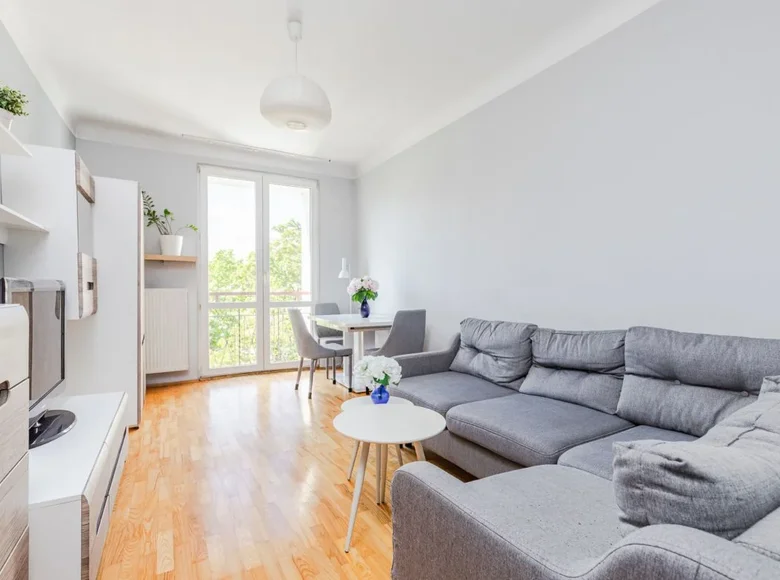 Mieszkanie 2 pokoi 45 m² Warszawa, Polska