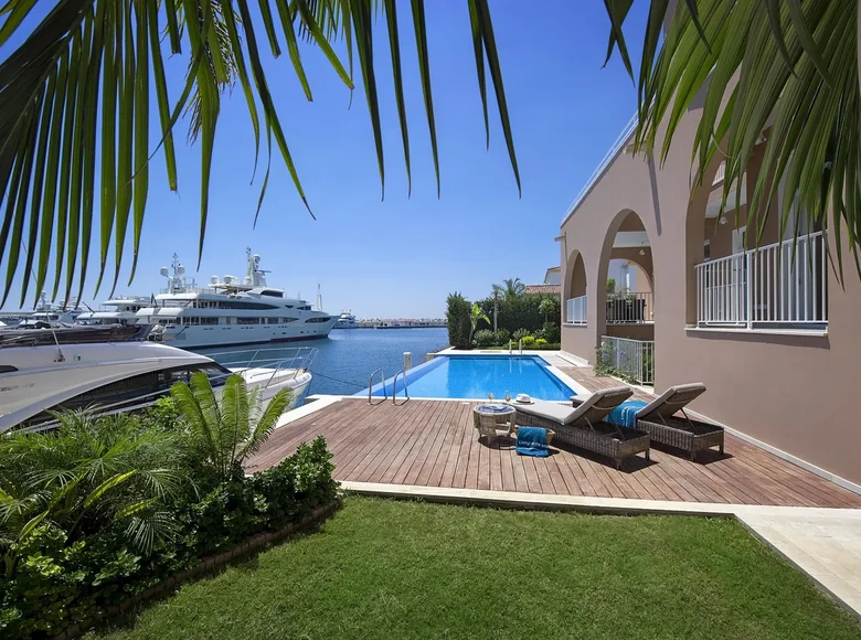 Dom 3 pokoi 239 m² Limassol, Cypr
