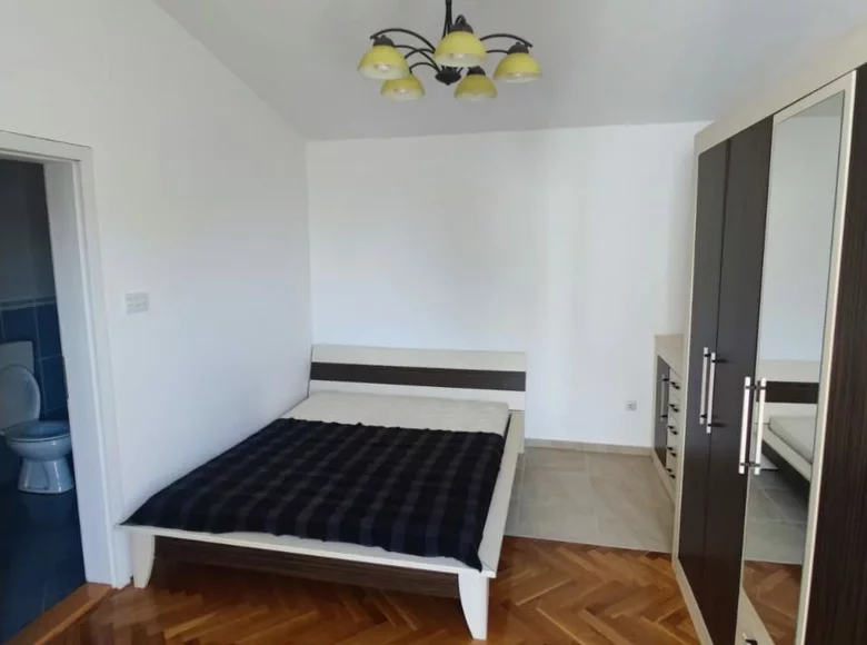 4 bedroom house 200 m² Dobra Voda, Montenegro