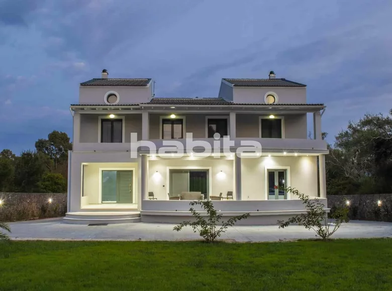 7 bedroom villa 1 000 m² Kokkini, Greece