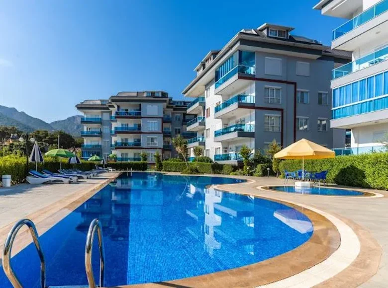 3 bedroom apartment  Oba, Turkey