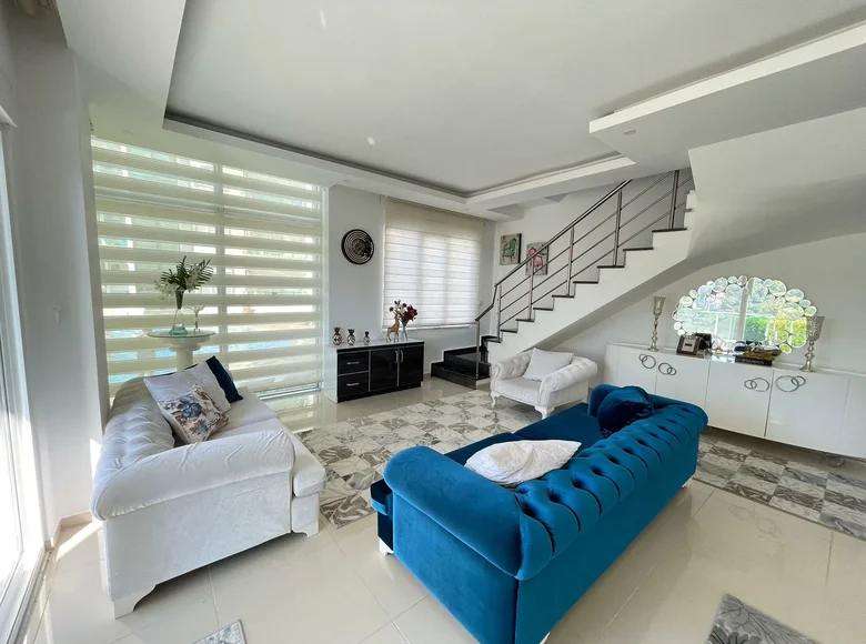 Bliźniak 3 pokoi 130 m² Alanya, Turcja