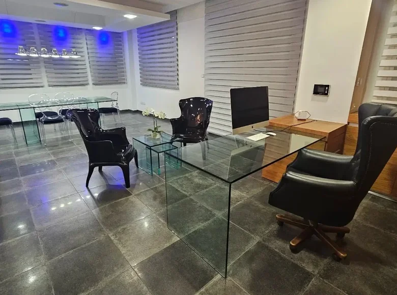Office 120 m² in Limassol, Cyprus