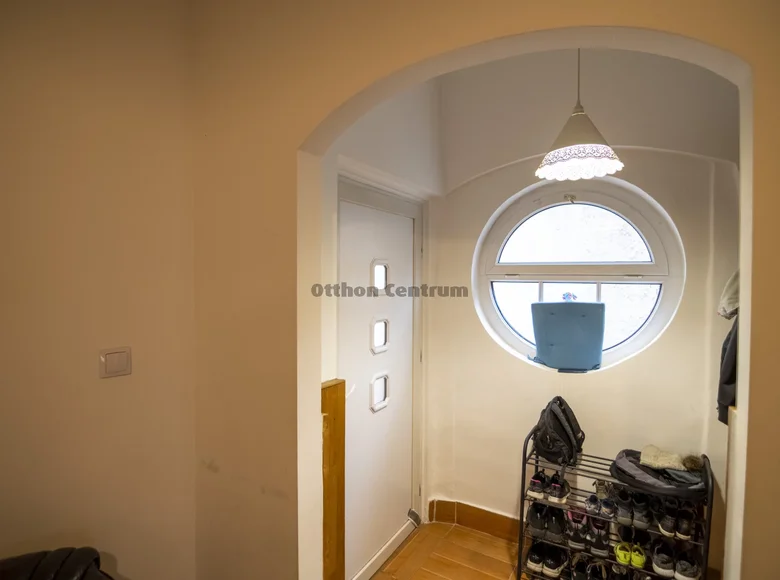 Haus 4 Zimmer 130 m² Budapest, Ungarn