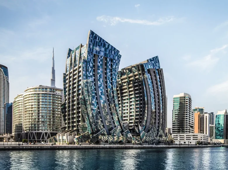 Mieszkanie 2 pokoi 179 m² Dubaj, Emiraty Arabskie