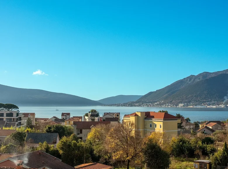 Penthouse 3 bedrooms 129 m² Tivat, Montenegro