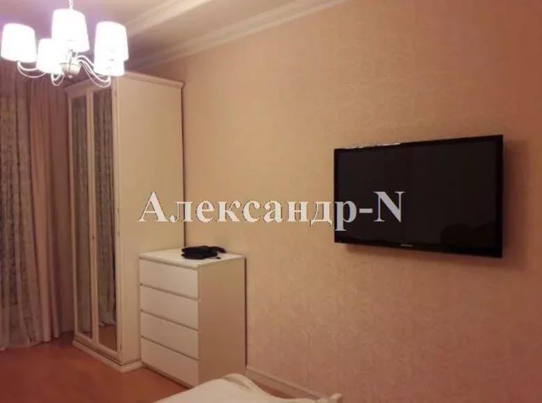 Mieszkanie 2 pokoi 86 m² Odessa, Ukraina