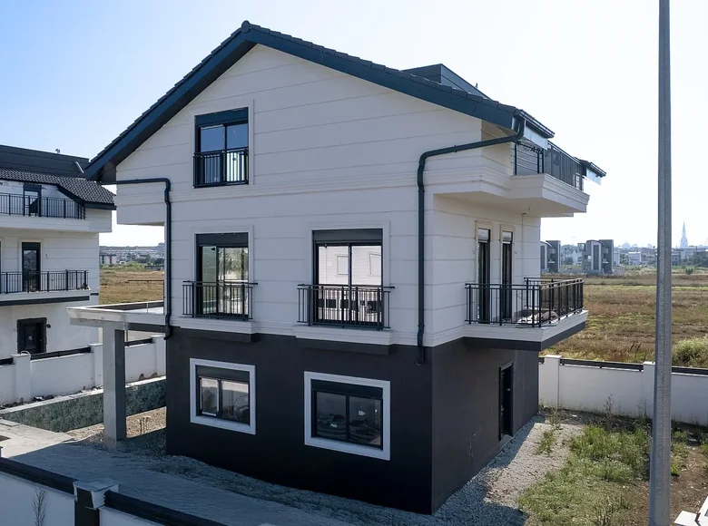 Вилла 5 комнат 277 м² Серик, Турция
