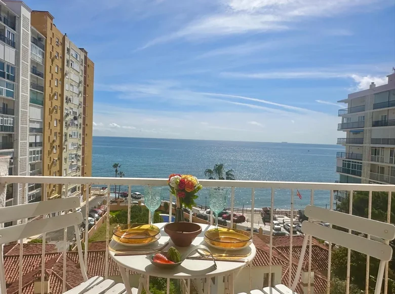 Квартира 2 спальни 90 м² Михас, Испания